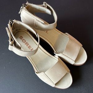 Sorel Leather Wedge Sandals Size 8